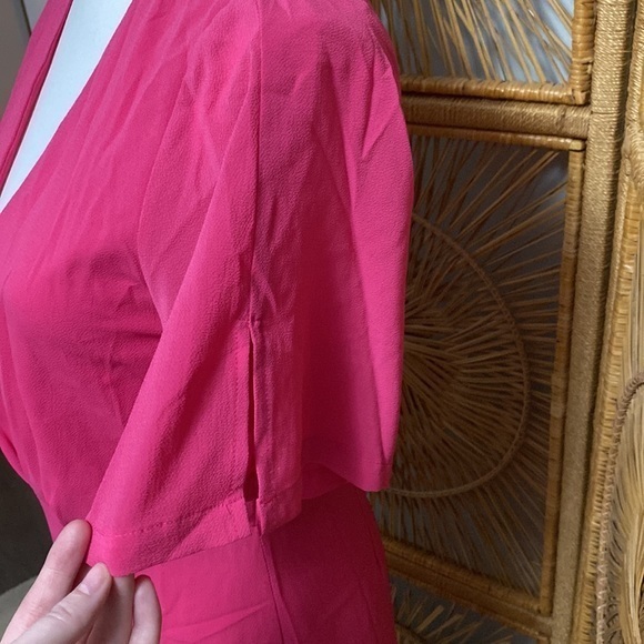 She + Sky‎ Women’s Medium Hot Pink Flare Ruffle V-Neck Mini Dress Barbie - Picture 7 of 16